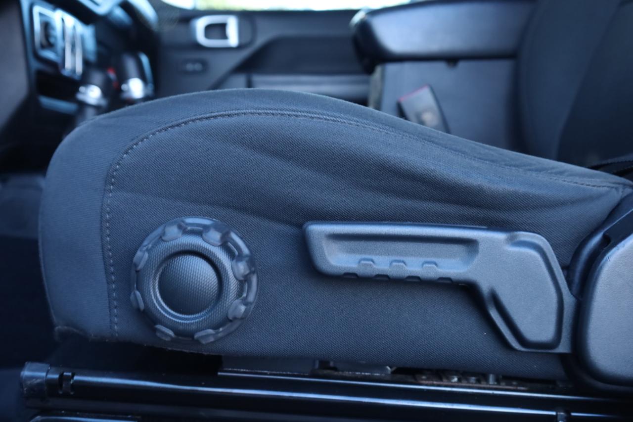 Jeep Wrangler Unlimited Sport 2018