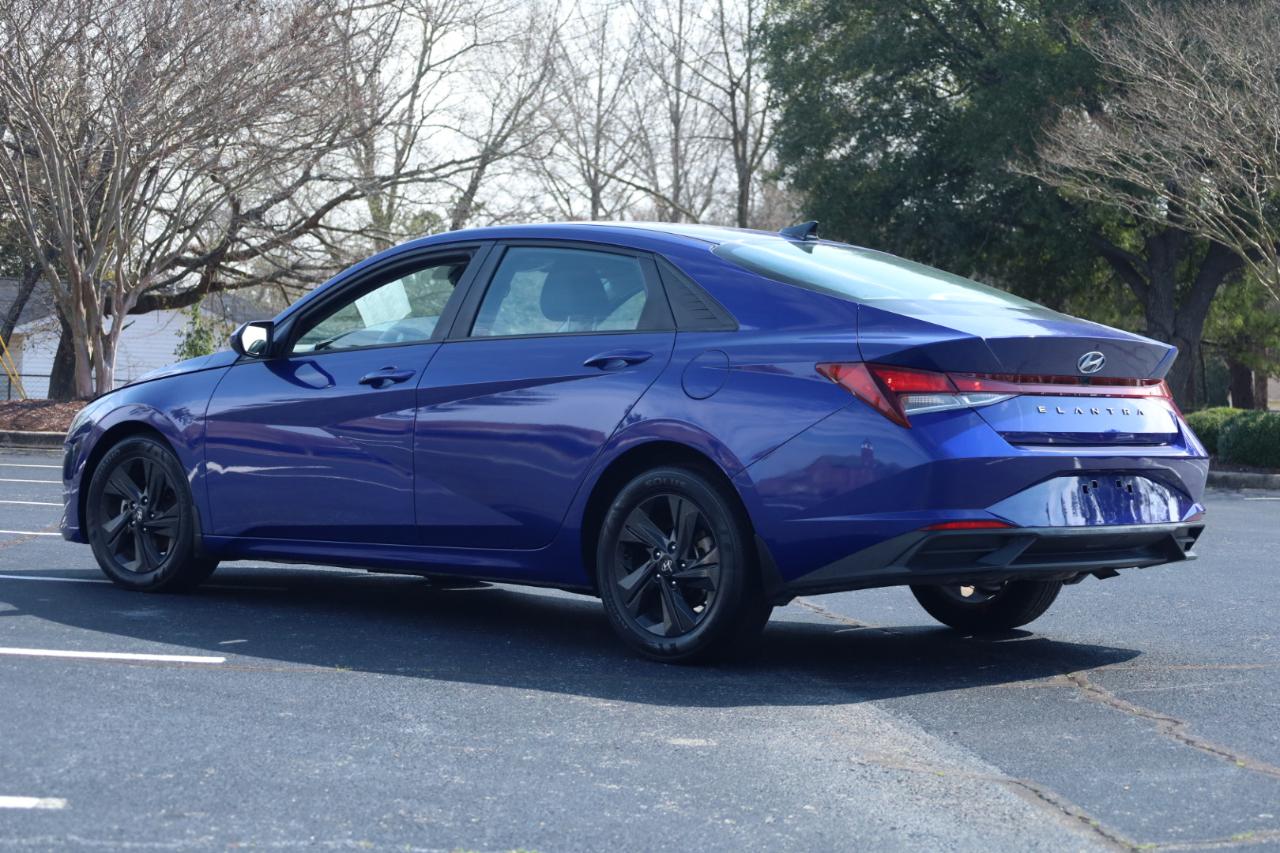 Hyundai Elantra SEL 2023