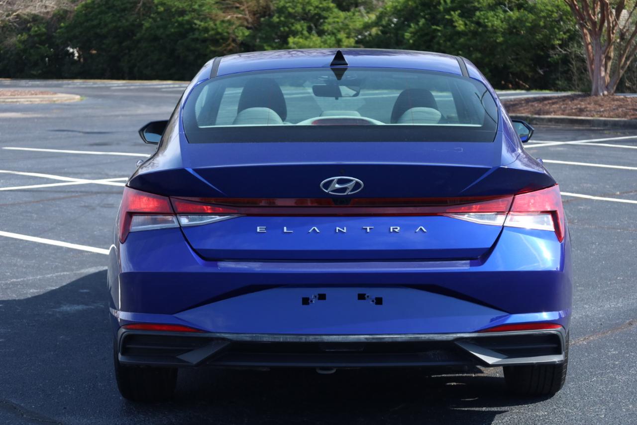 Hyundai Elantra SEL 2023