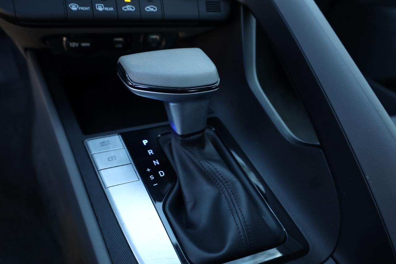 Hyundai Elantra SEL 2023