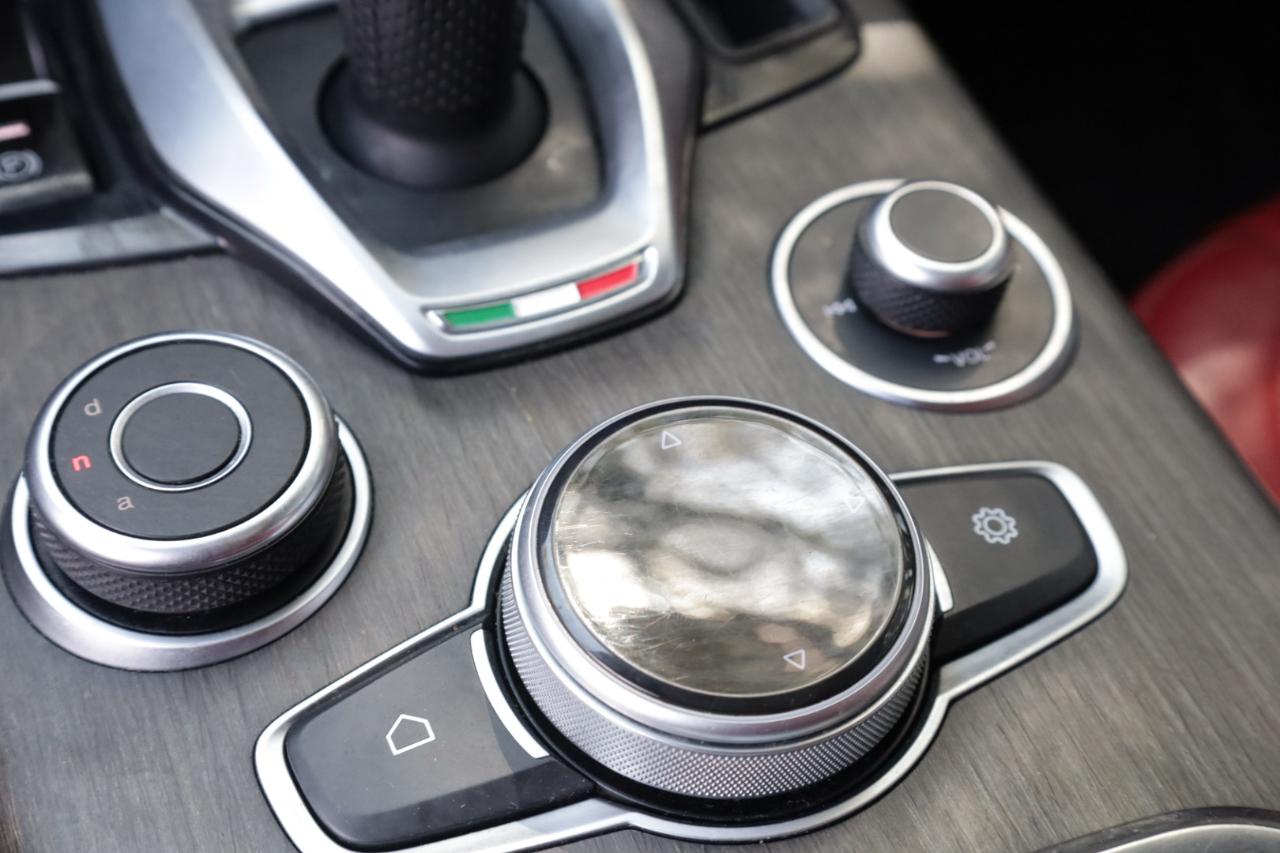 Alfa Romeo Stelvio Ti 2021