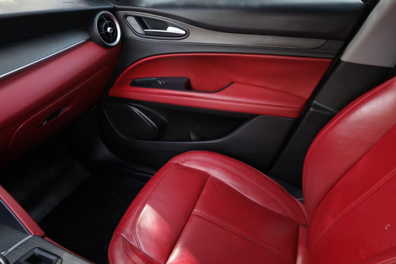 Alfa Romeo Stelvio Ti 2021