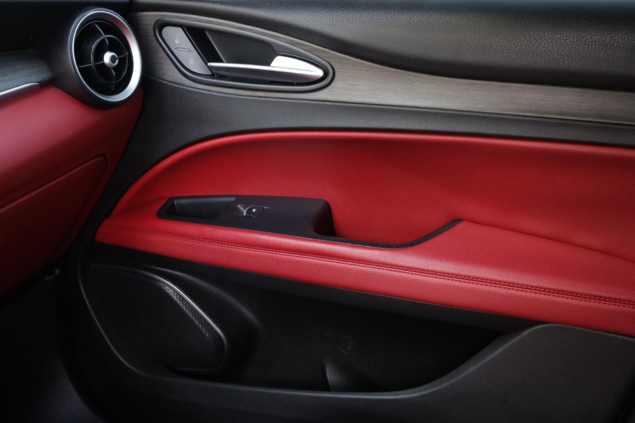 Alfa Romeo Stelvio Ti 2021