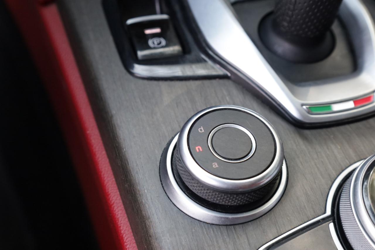 Alfa Romeo Stelvio Ti 2021