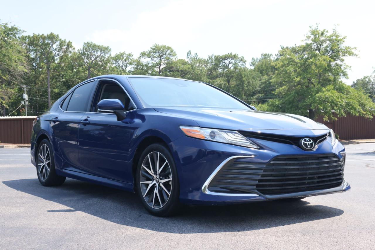 Toyota Camry XLE 2024