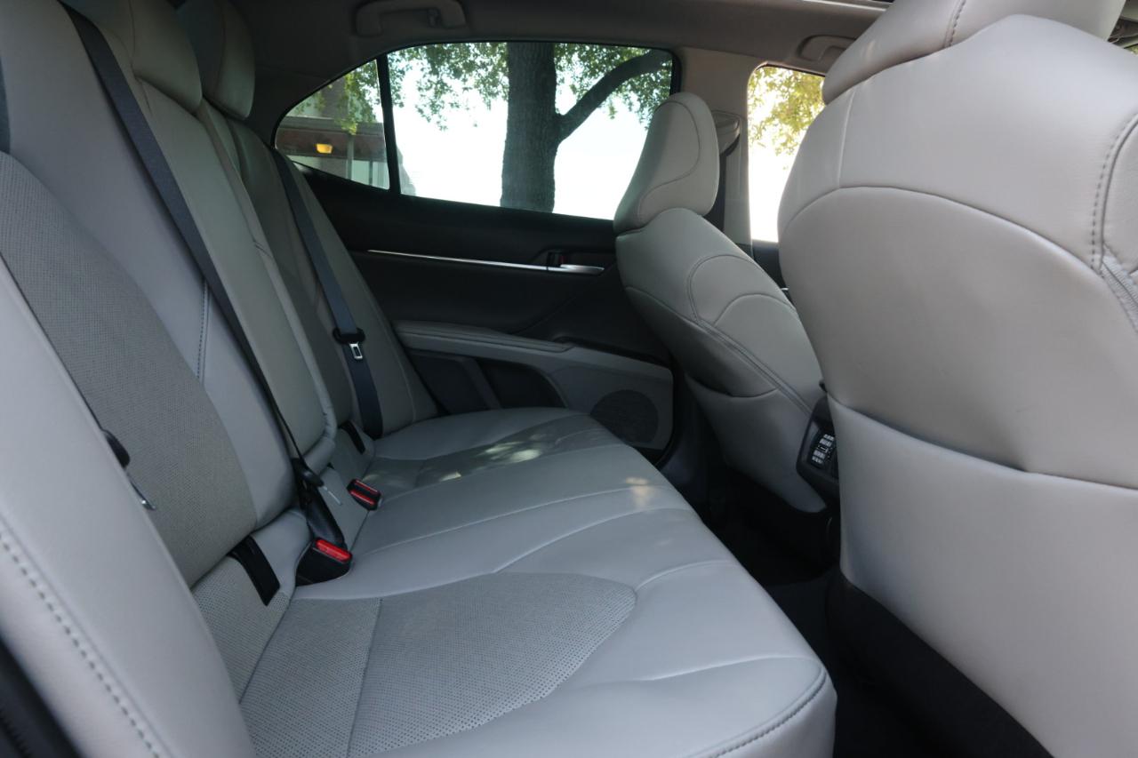 Toyota Camry XLE 2024