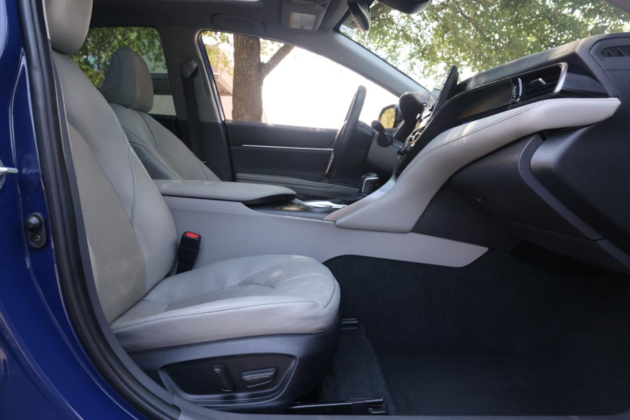 Toyota Camry XLE 2024