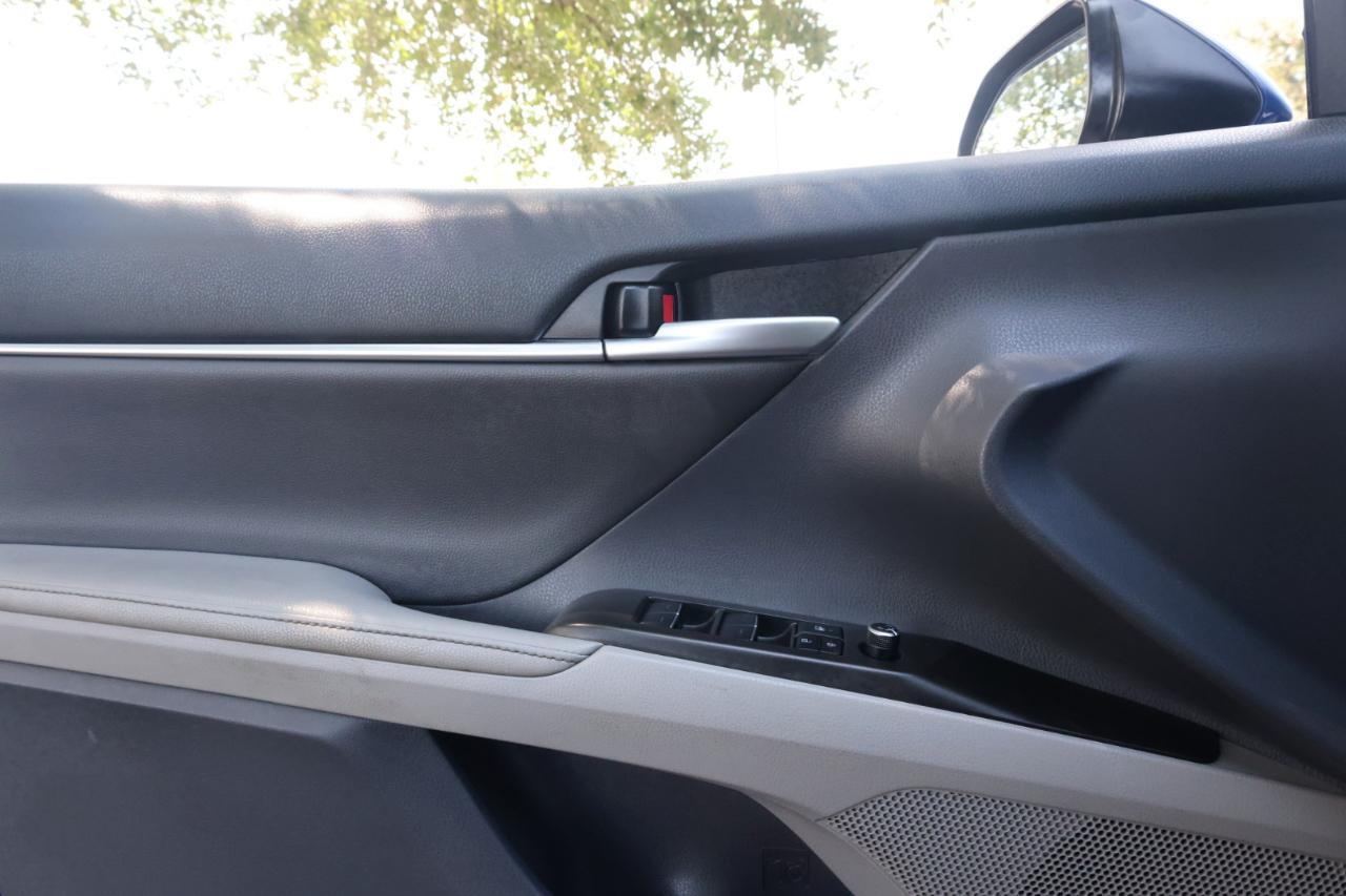 Toyota Camry XLE 2024