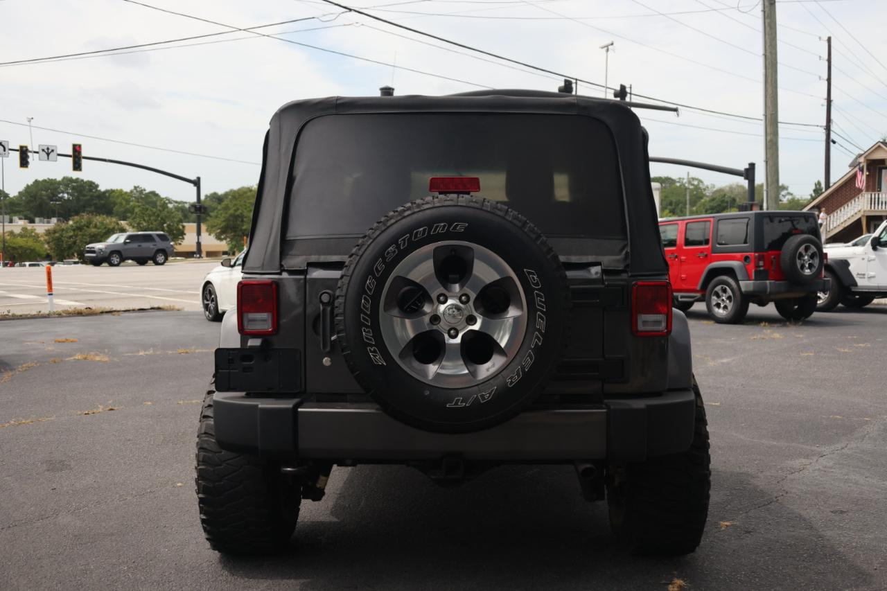Jeep Wrangler Sahara 4WD 2017