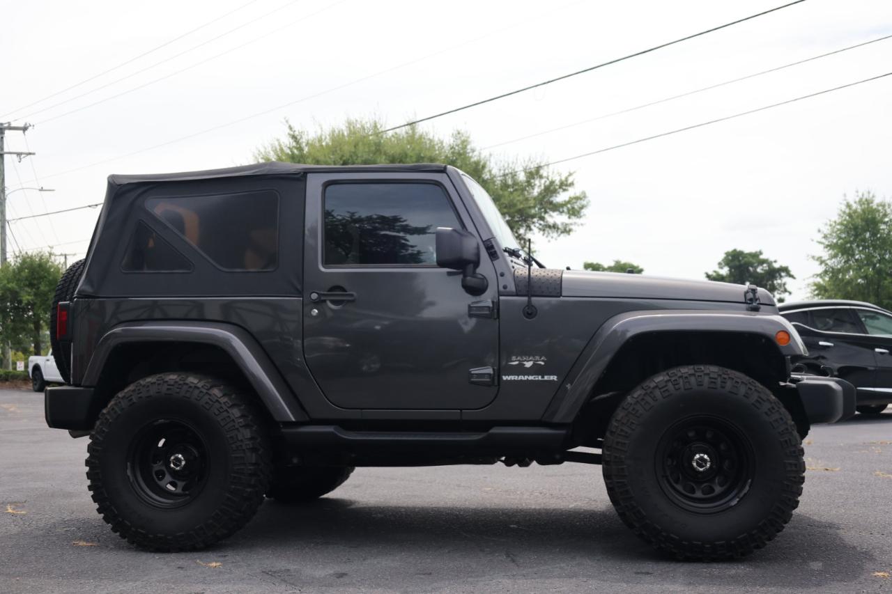 Jeep Wrangler Sahara 4WD 2017
