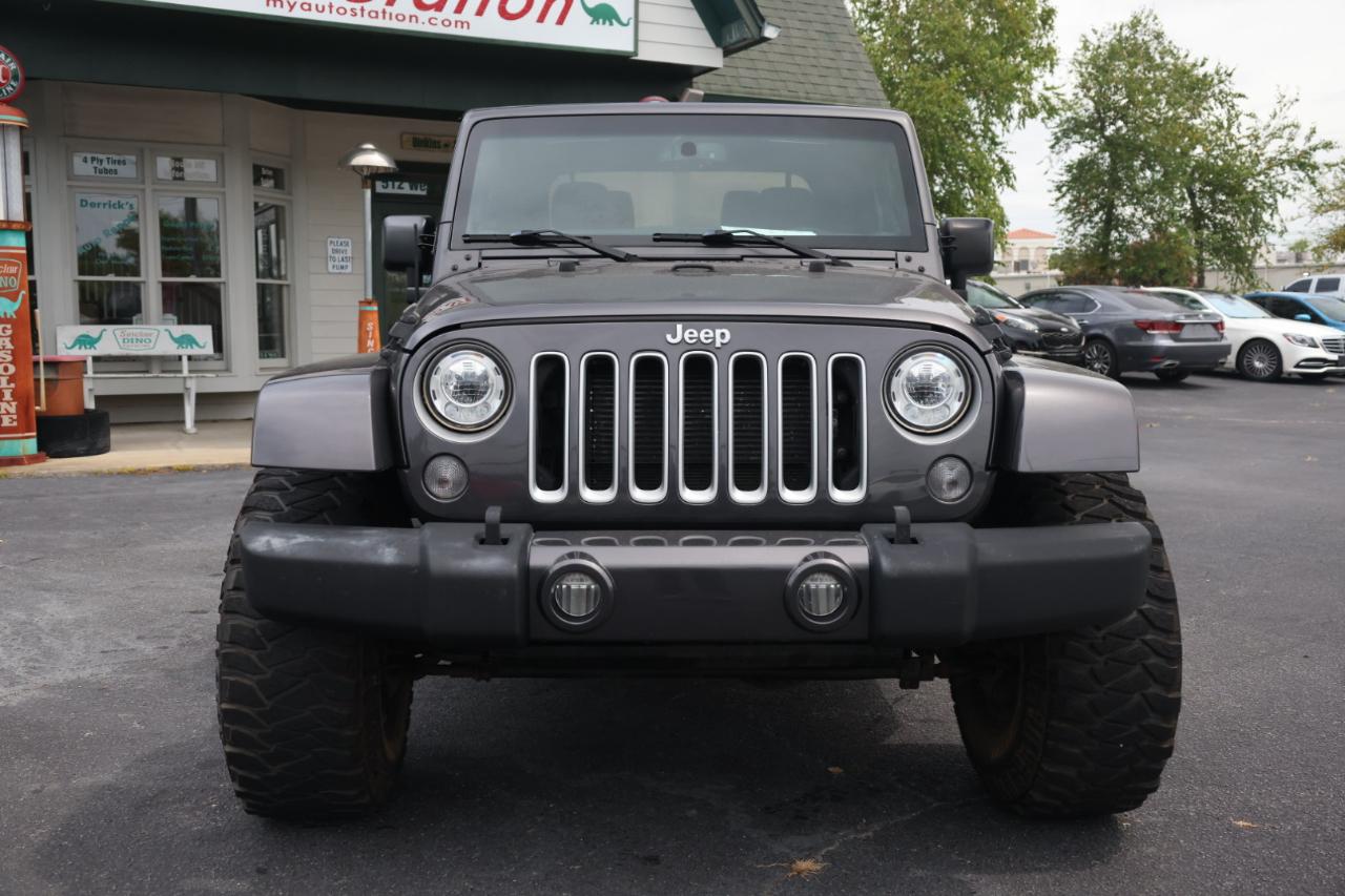Jeep Wrangler Sahara 4WD 2017