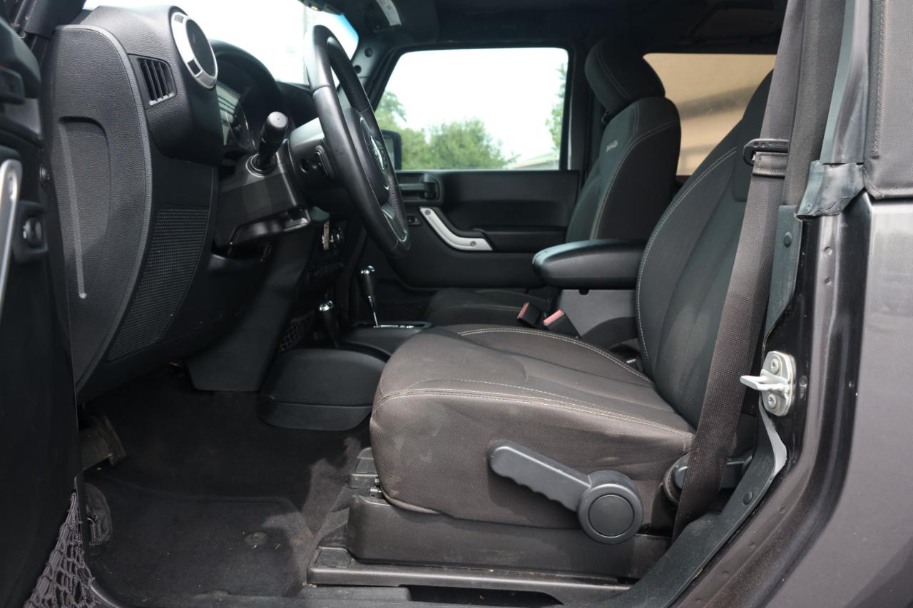 Jeep Wrangler Sahara 4WD 2017