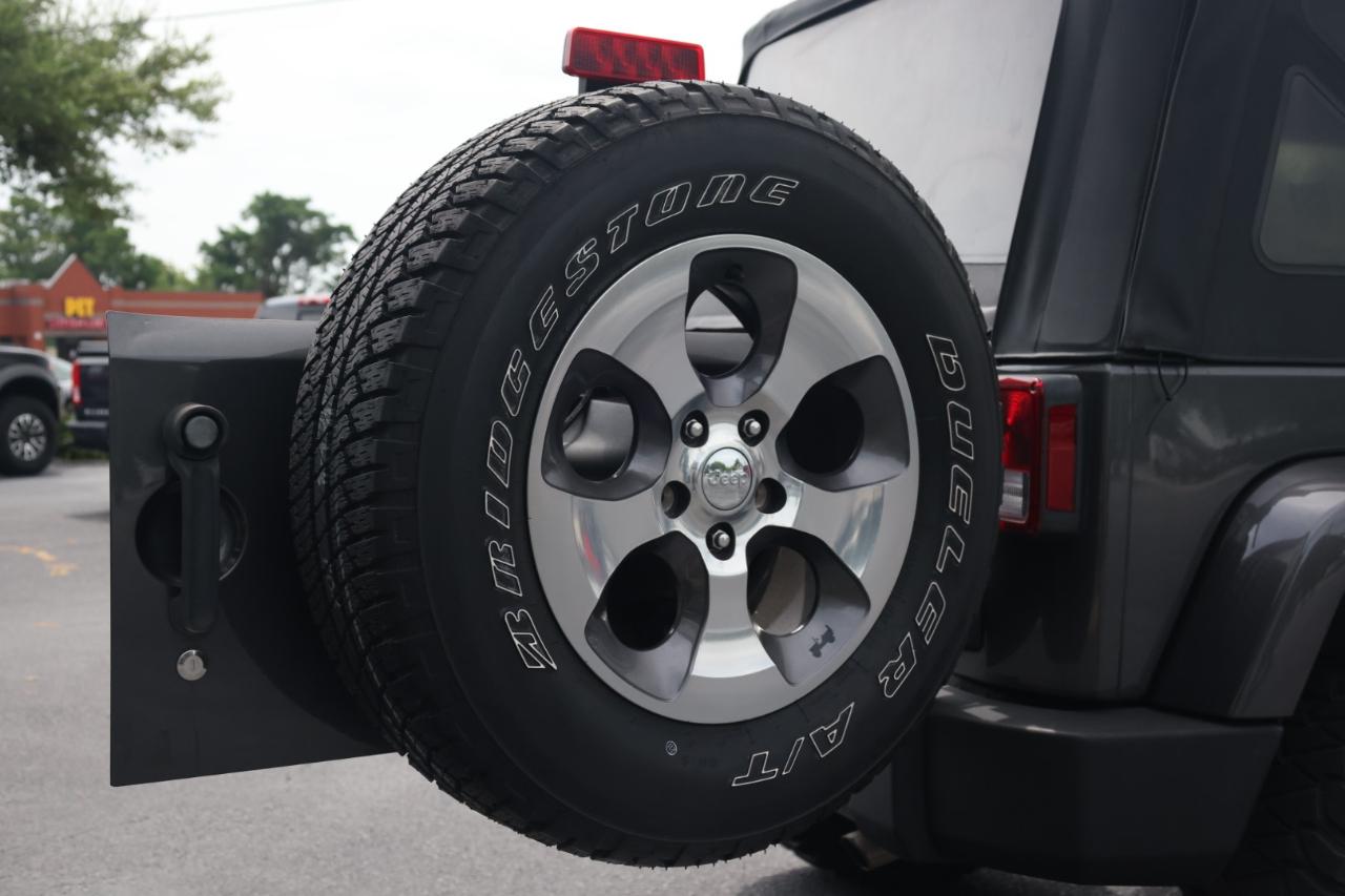 Jeep Wrangler Sahara 4WD 2017