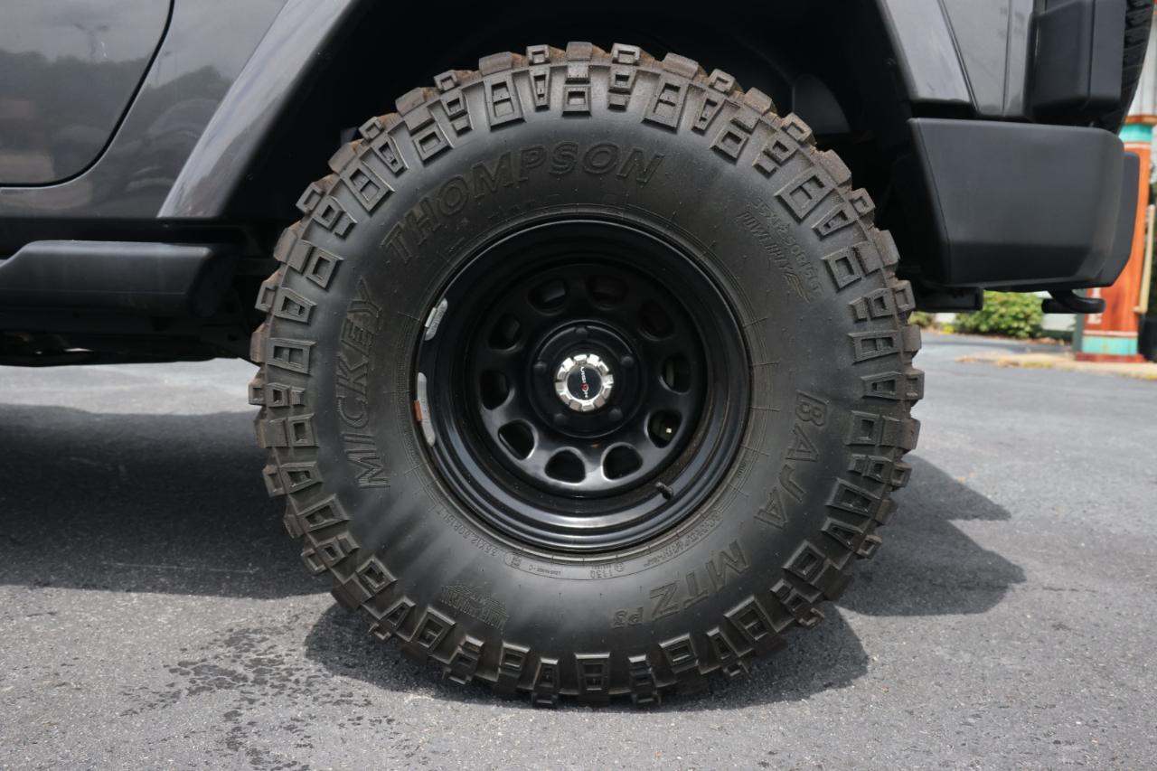Jeep Wrangler Sahara 4WD 2017