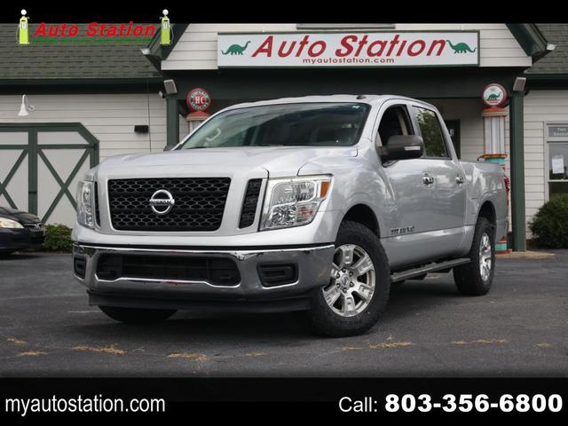 2019 Nissan Titan SV Crew Cab 4WD