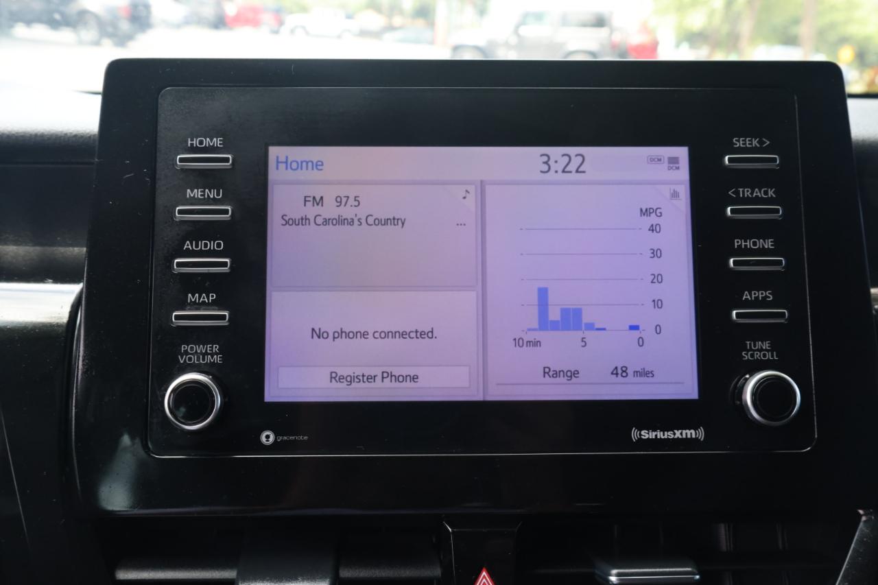 Toyota Camry SE 2021