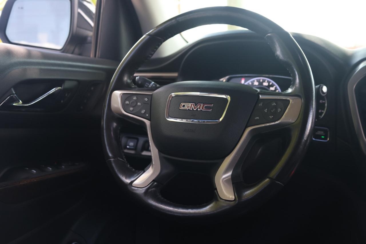 GMC Acadia Denali 2020