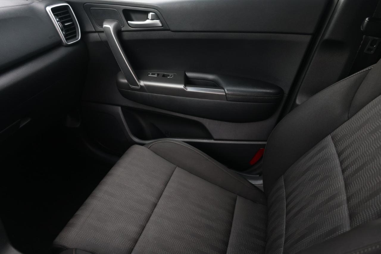 Kia Sportage LX FWD 2020