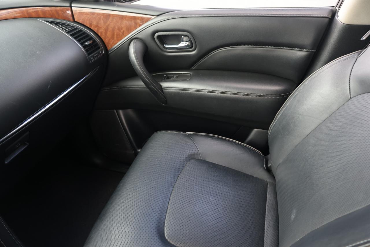 Infiniti QX80 LUXE 2019