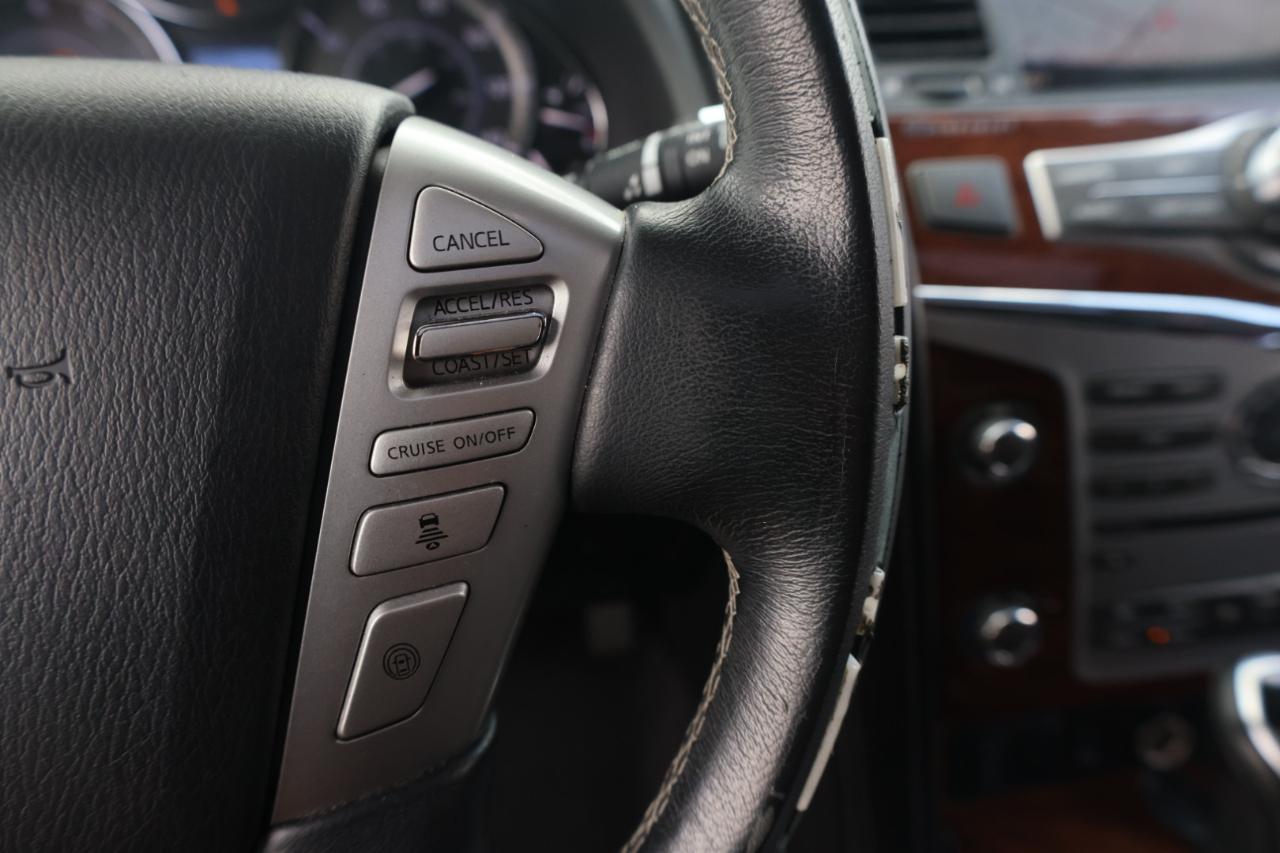 Infiniti QX80 LUXE 2019