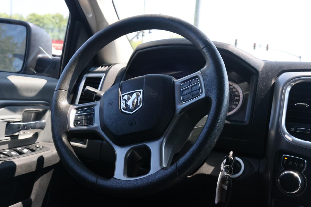 RAM 1500 Classic Tradesman Crew Cab LWB 4WD 2021
