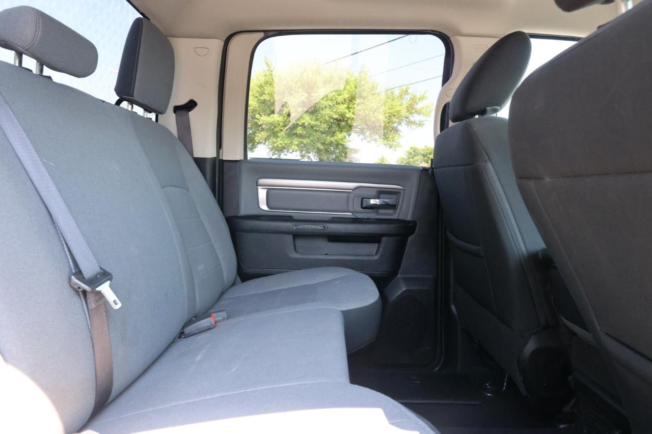 RAM 1500 Classic Tradesman Crew Cab LWB 4WD 2021