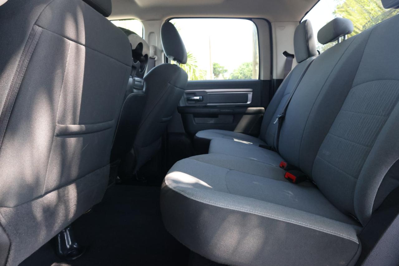 RAM 1500 Classic Tradesman Crew Cab LWB 4WD 2021
