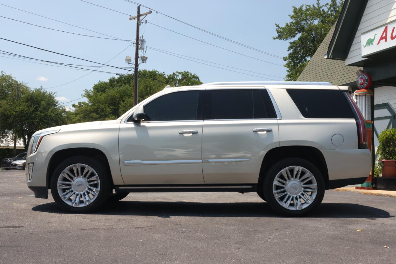 Cadillac Escalade Platinum 4WD 2016