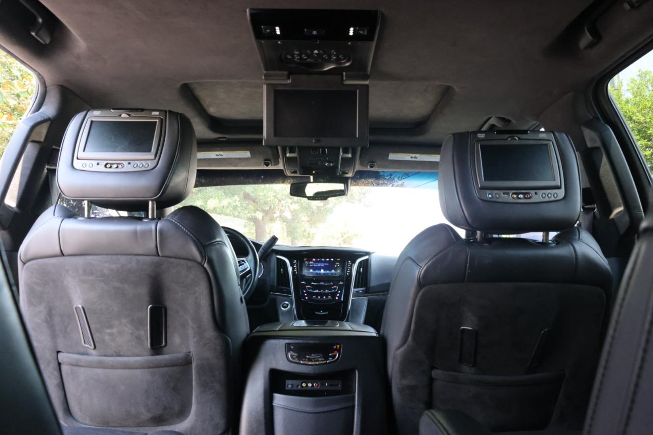 Cadillac Escalade Platinum 4WD 2016