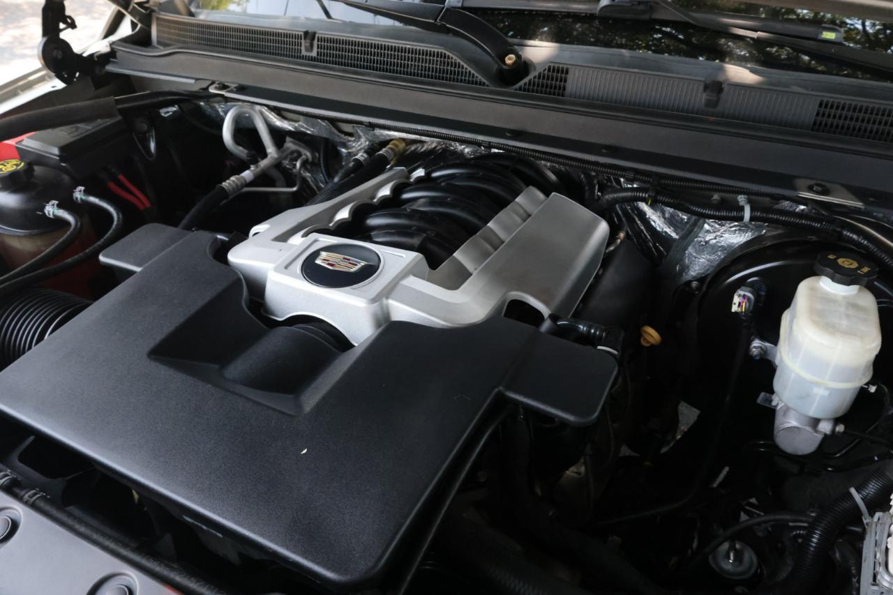 Cadillac Escalade Platinum 4WD 2016