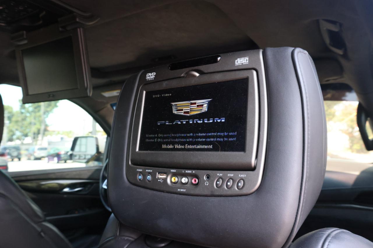 Cadillac Escalade Platinum 4WD 2016