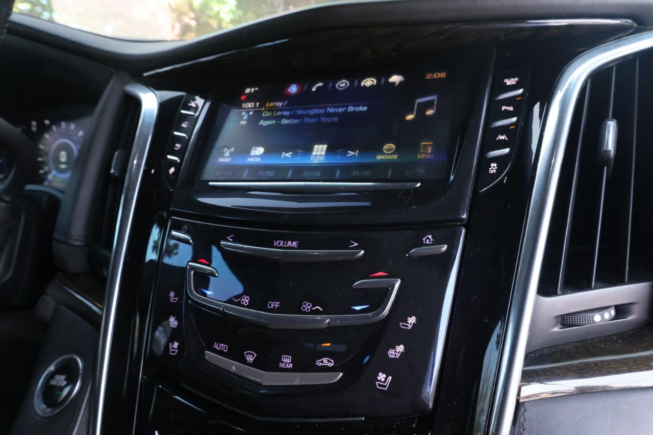 Cadillac Escalade Platinum 4WD 2016