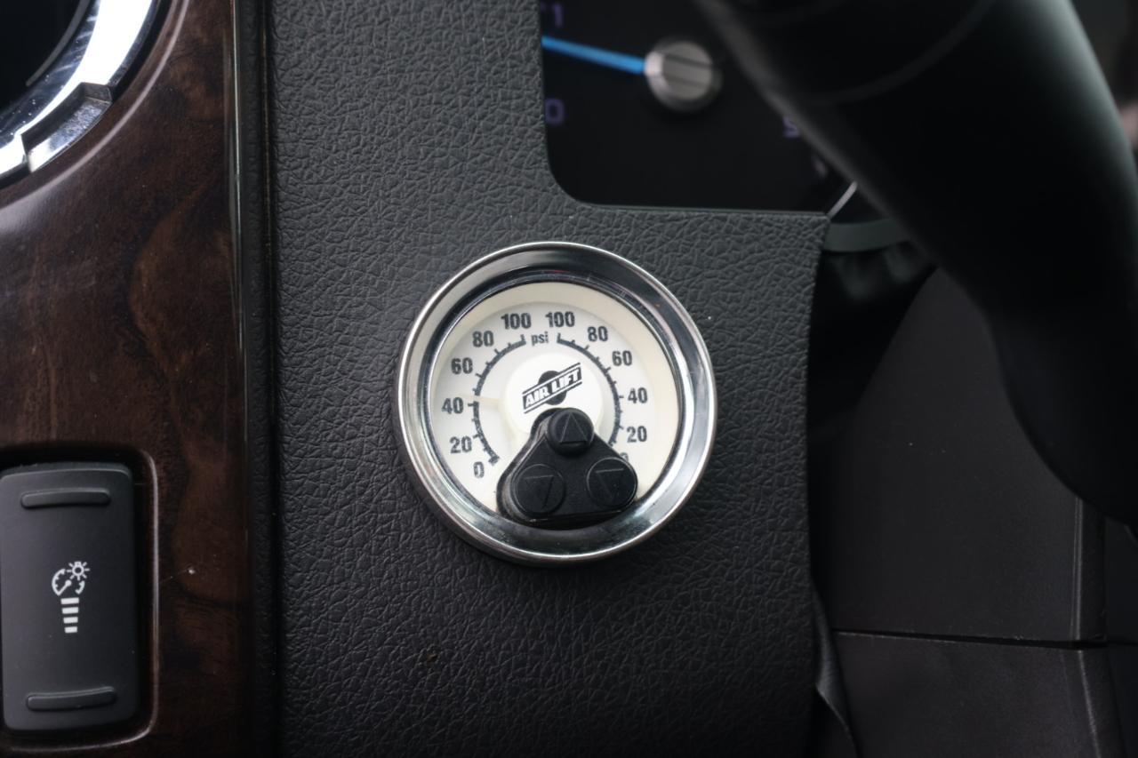 Ford F-350 SD Lariat Crew Cab Long Bed DRW 4WD 2014