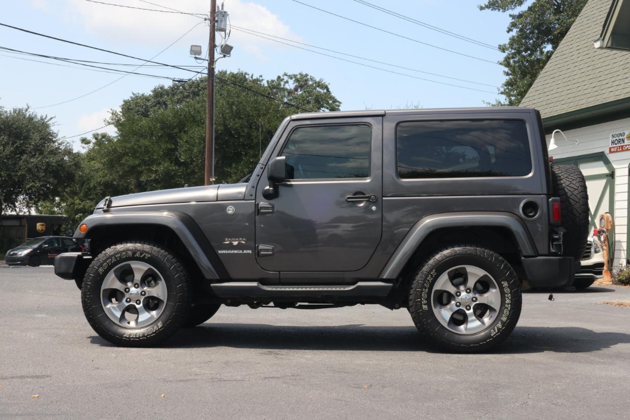 Jeep Wrangler Sahara 4WD 2016