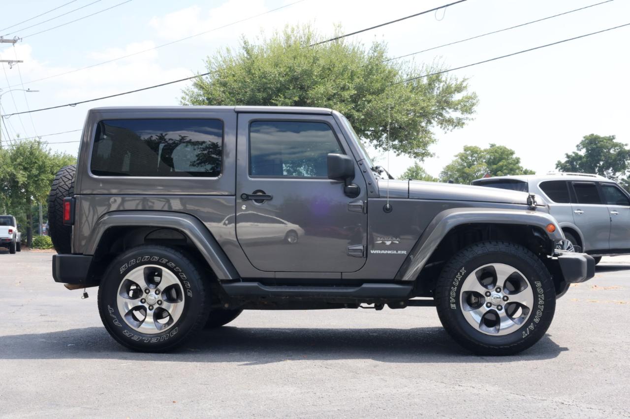 Jeep Wrangler Sahara 4WD 2016