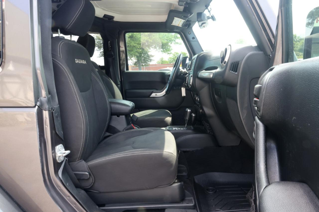 Jeep Wrangler Sahara 4WD 2016