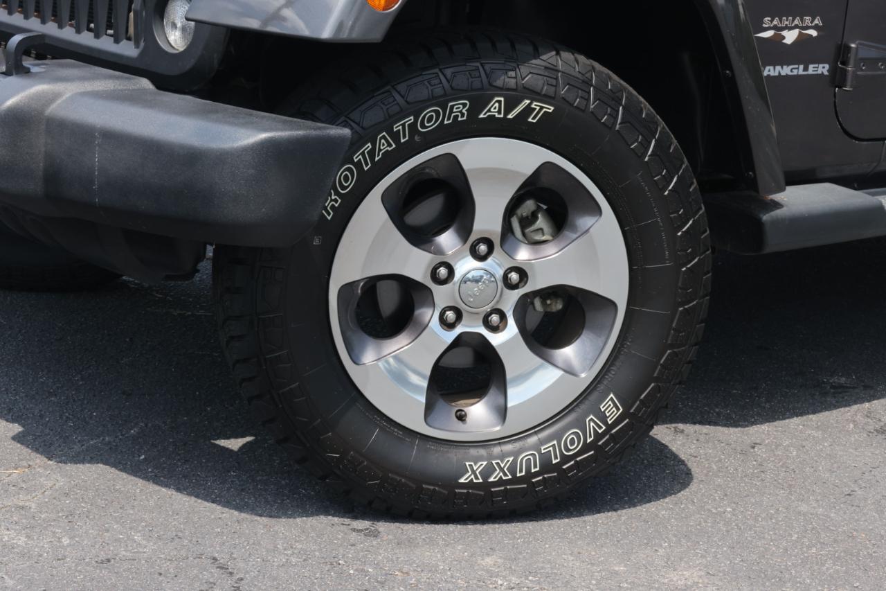 Jeep Wrangler Sahara 4WD 2016