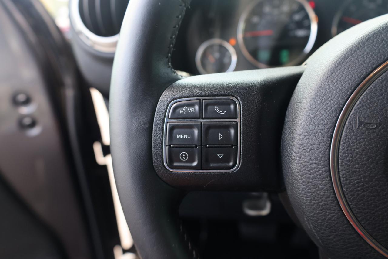 Jeep Wrangler Sahara 4WD 2016