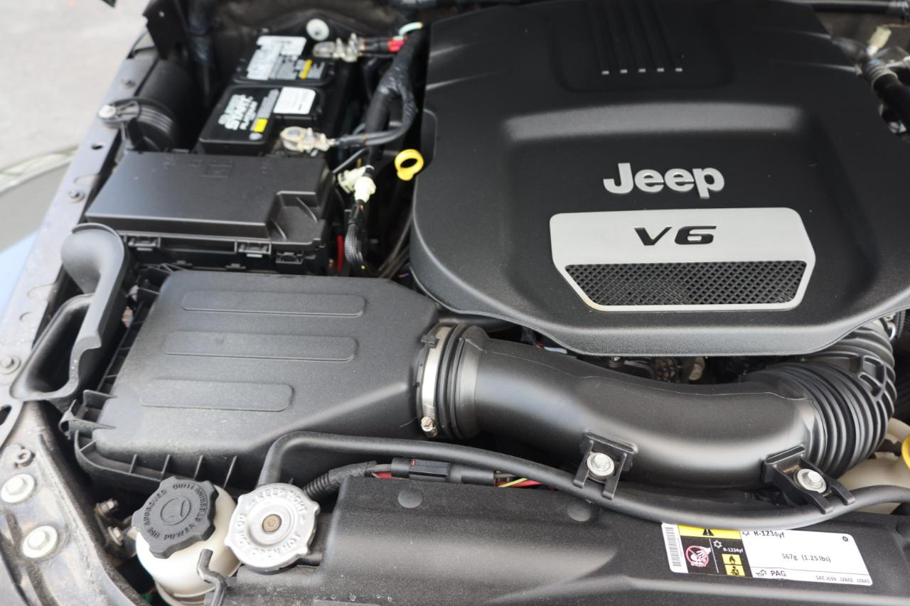 Jeep Wrangler Sahara 4WD 2016