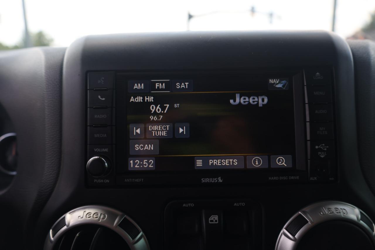 Jeep Wrangler Sahara 4WD 2016