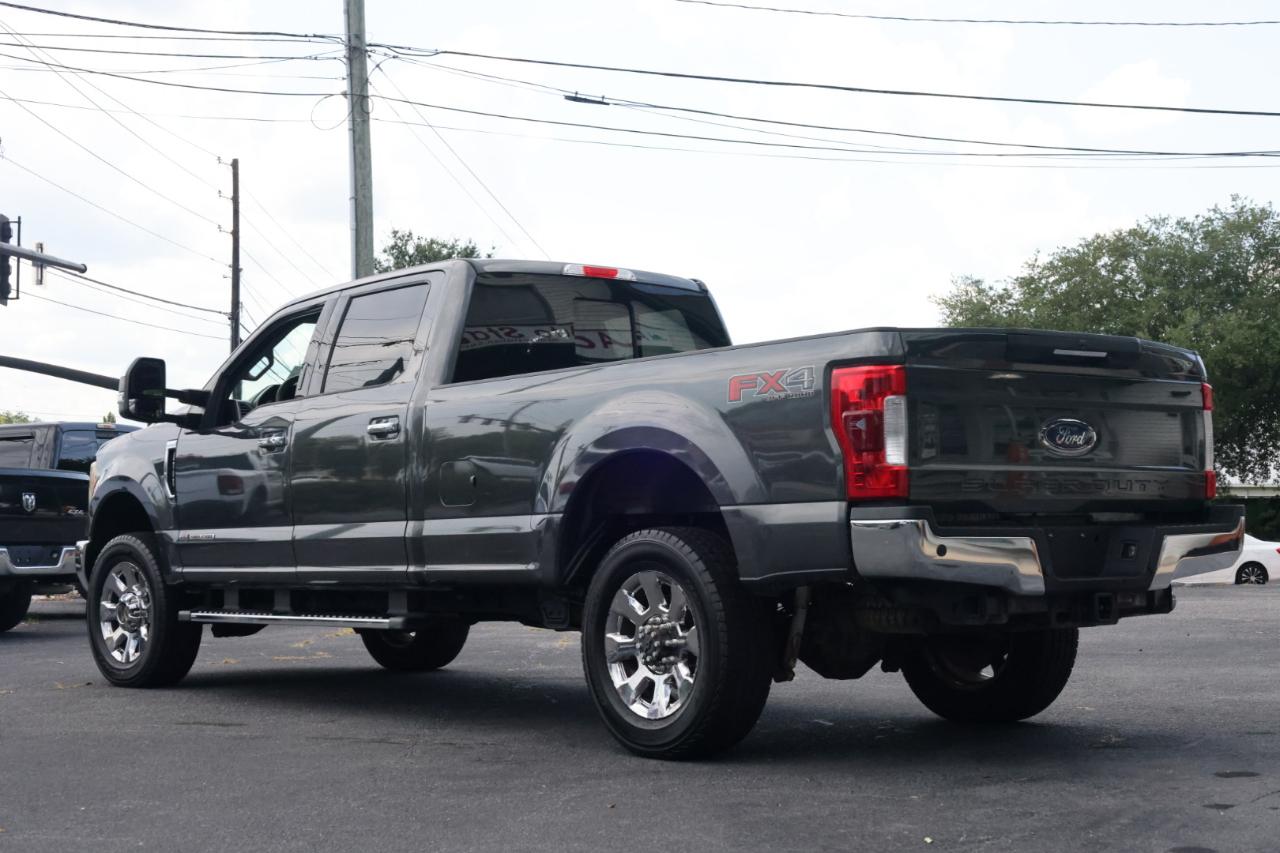 Ford F-350 SD Lariat Crew Cab 4WD 2017