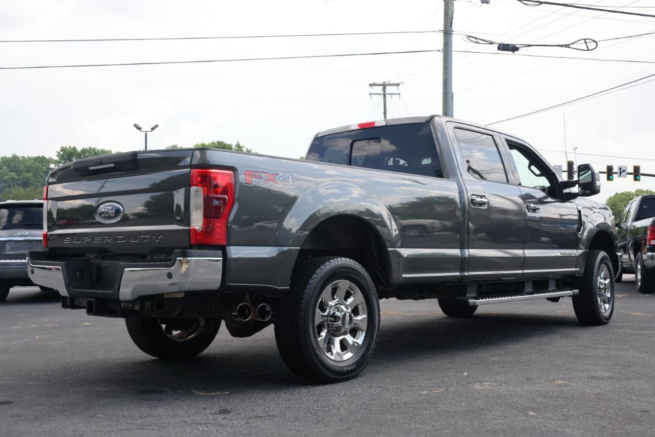Ford F-350 SD Lariat Crew Cab 4WD 2017