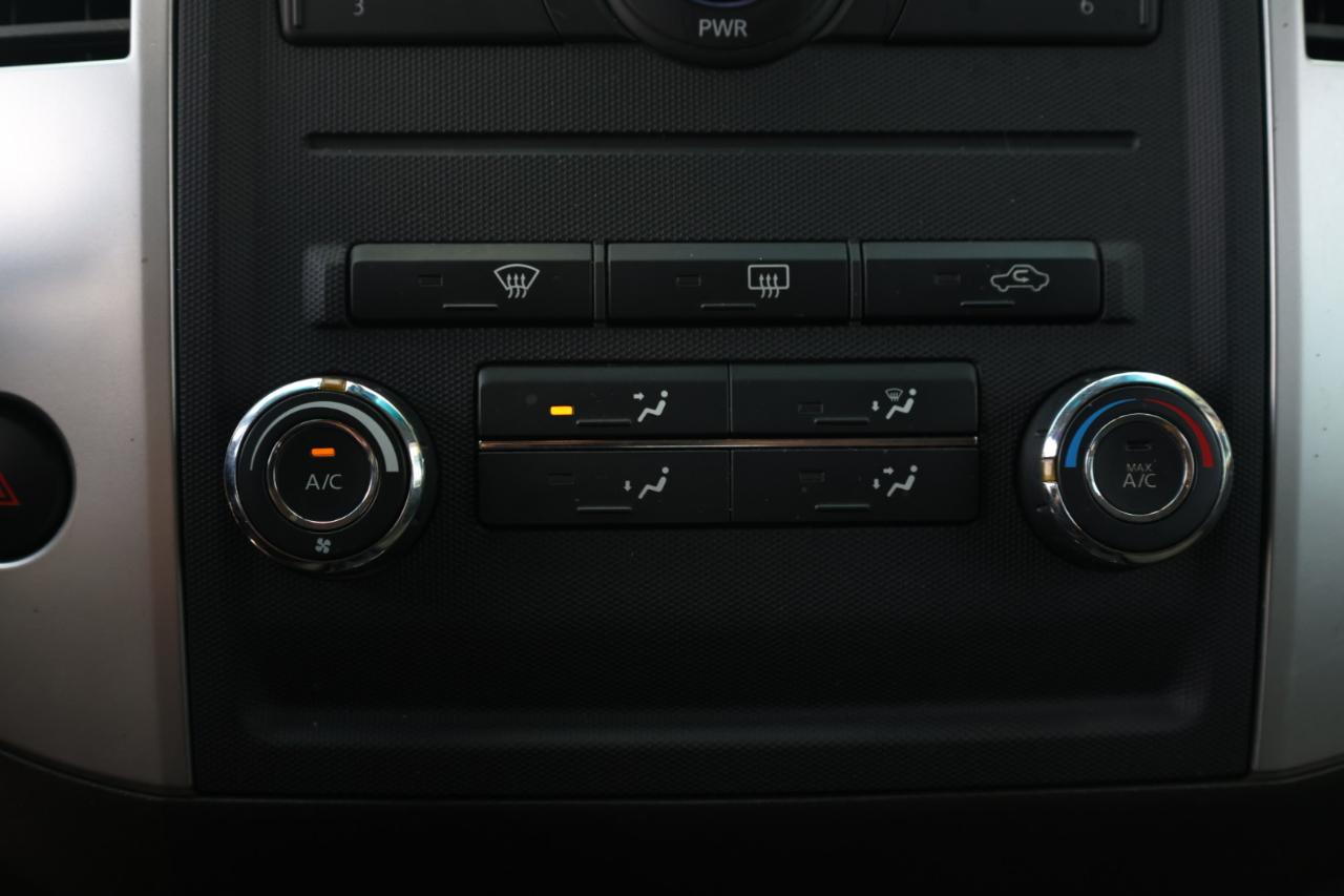 Nissan Xterra S 2WD 2010