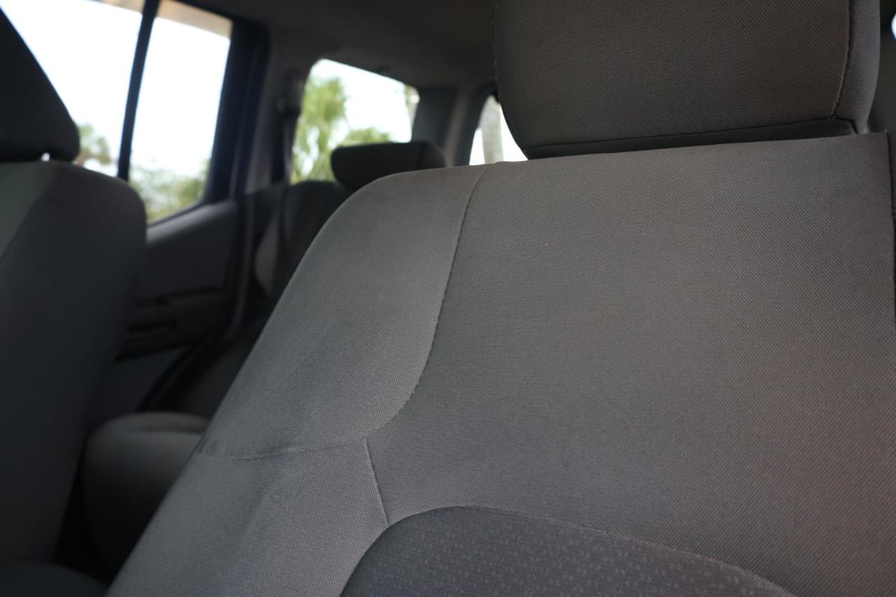Nissan Xterra S 2WD 2010