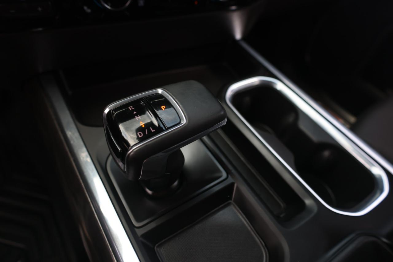 Chevrolet Silverado 1500 LTZ Crew Cab 4WD 2024