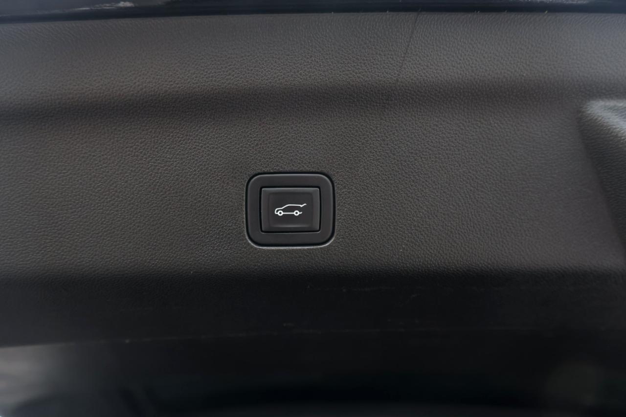 Cadillac Escalade ESV Premium Luxury 4WD 2023