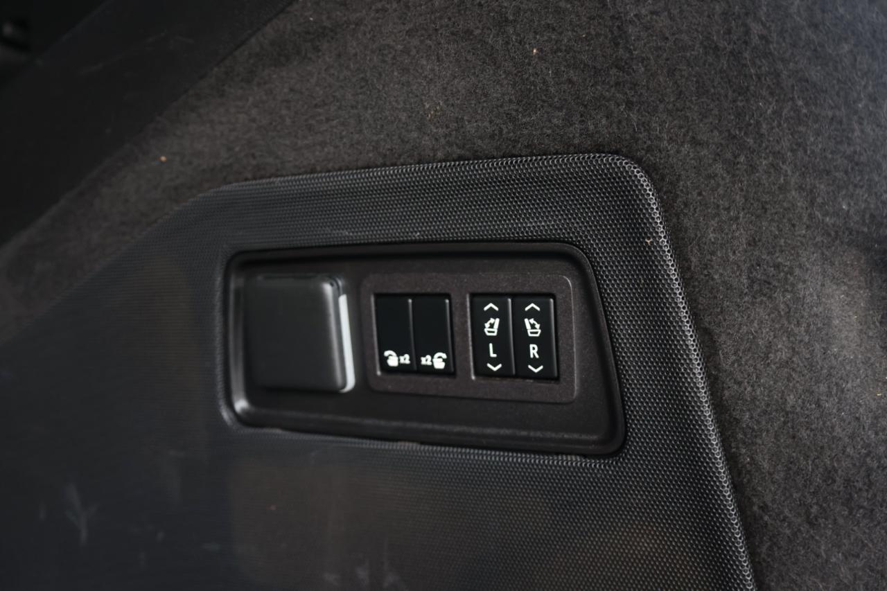 Cadillac Escalade ESV Premium Luxury 4WD 2023