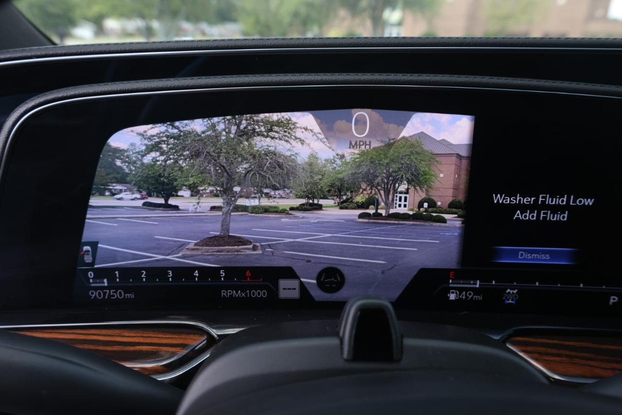 Cadillac Escalade ESV Premium Luxury 4WD 2023