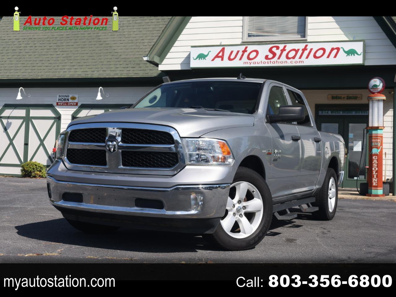 2022 RAM 1500 Classic Tradesman Crew Cab SWB 4WD