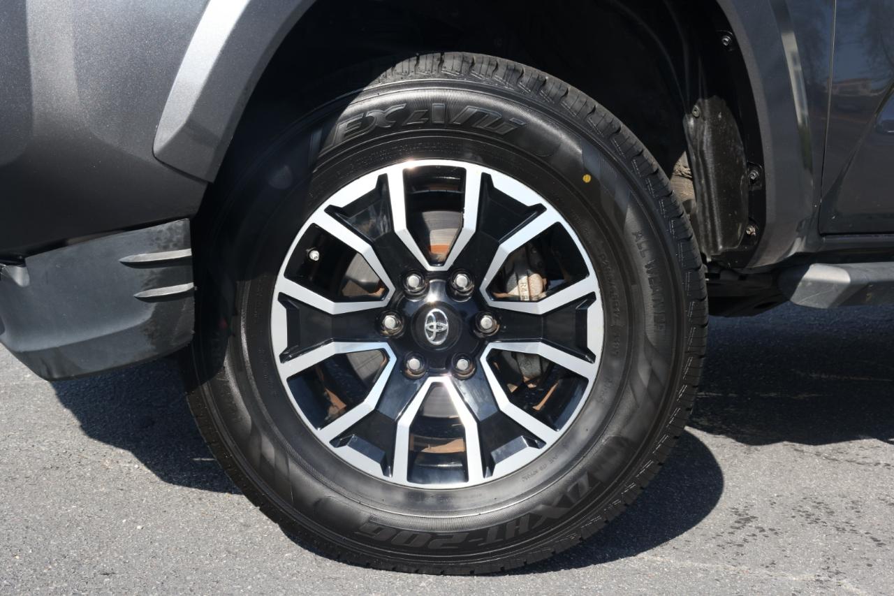 Toyota Tacoma TRD Off Road Double Cab 6' Bed V6 4x4 AT (Natl) 2020